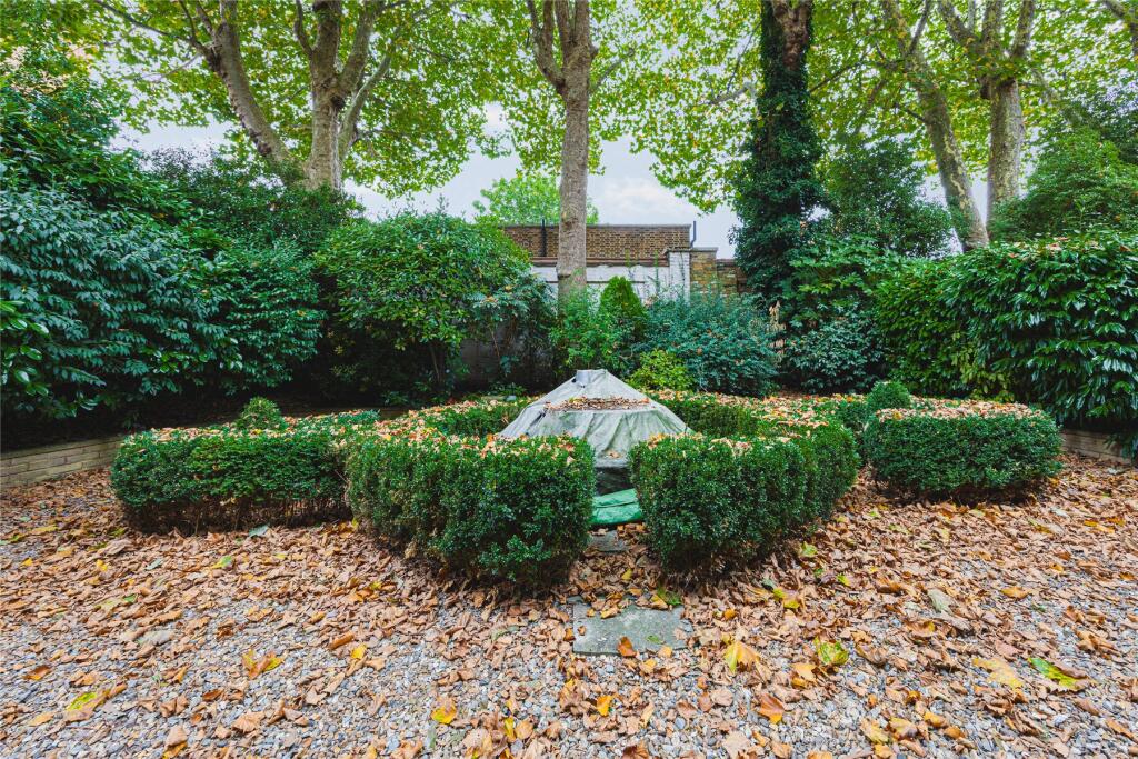 Commual Garden