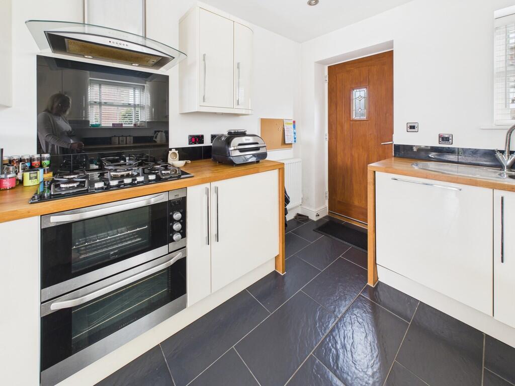 CAM05068G0-PR0013...