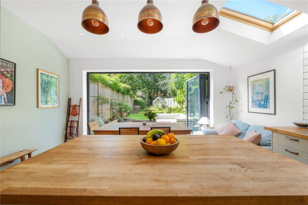 Open Plan Kitchen P4