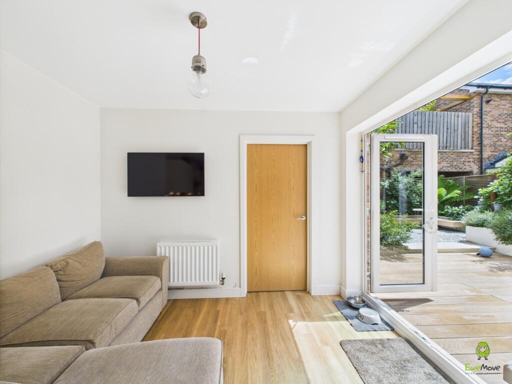 Kitchen Diner Family Room James Hillier EweMove Be