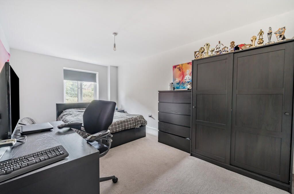 1324895-10-687667...