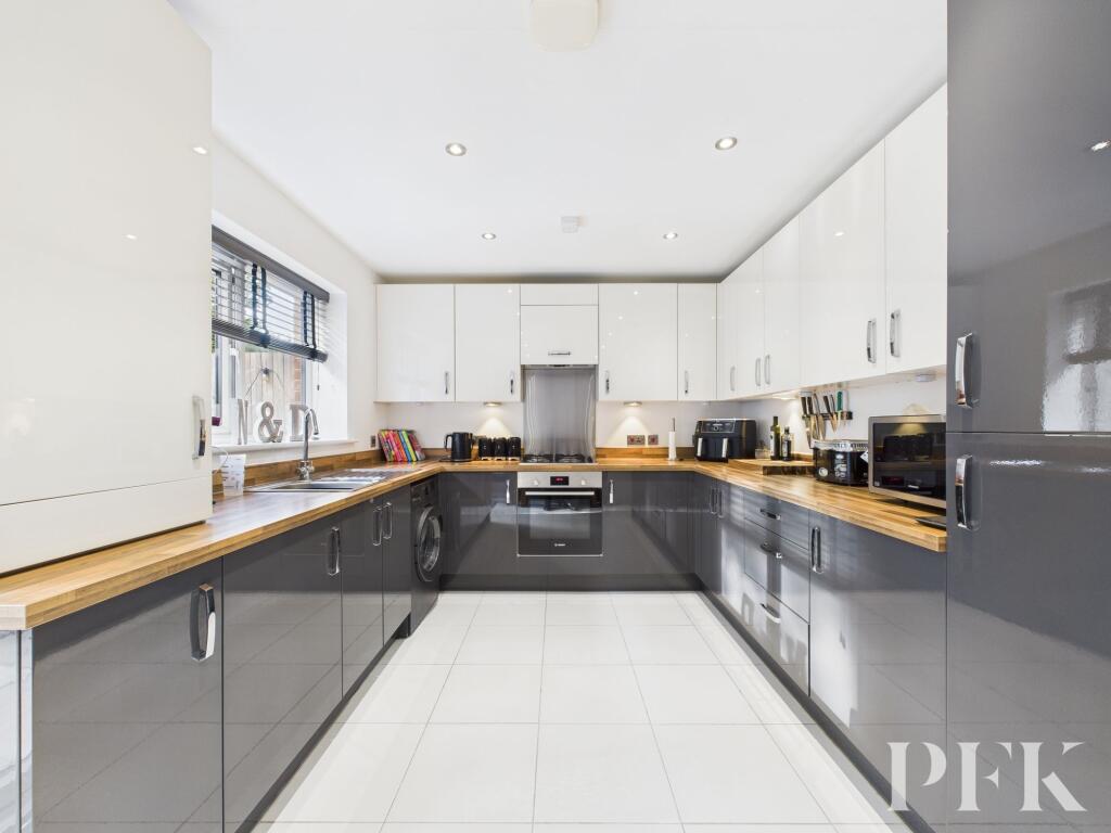 Kitchen Diner