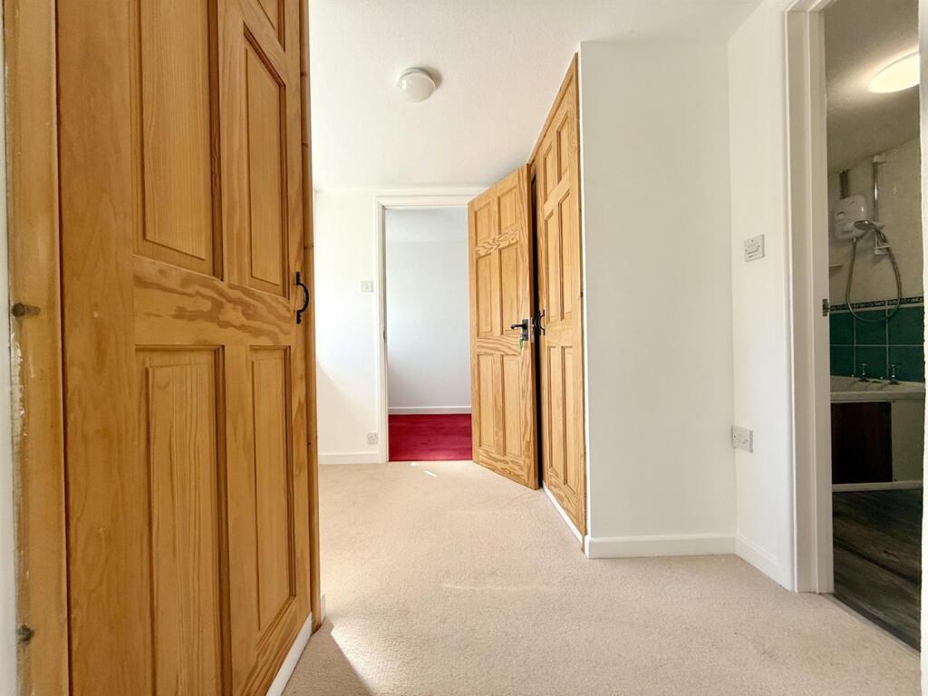 DressingArea.jpg