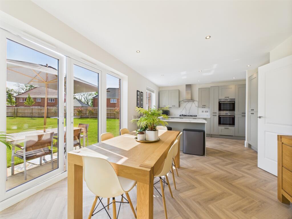 Kitchen Diner