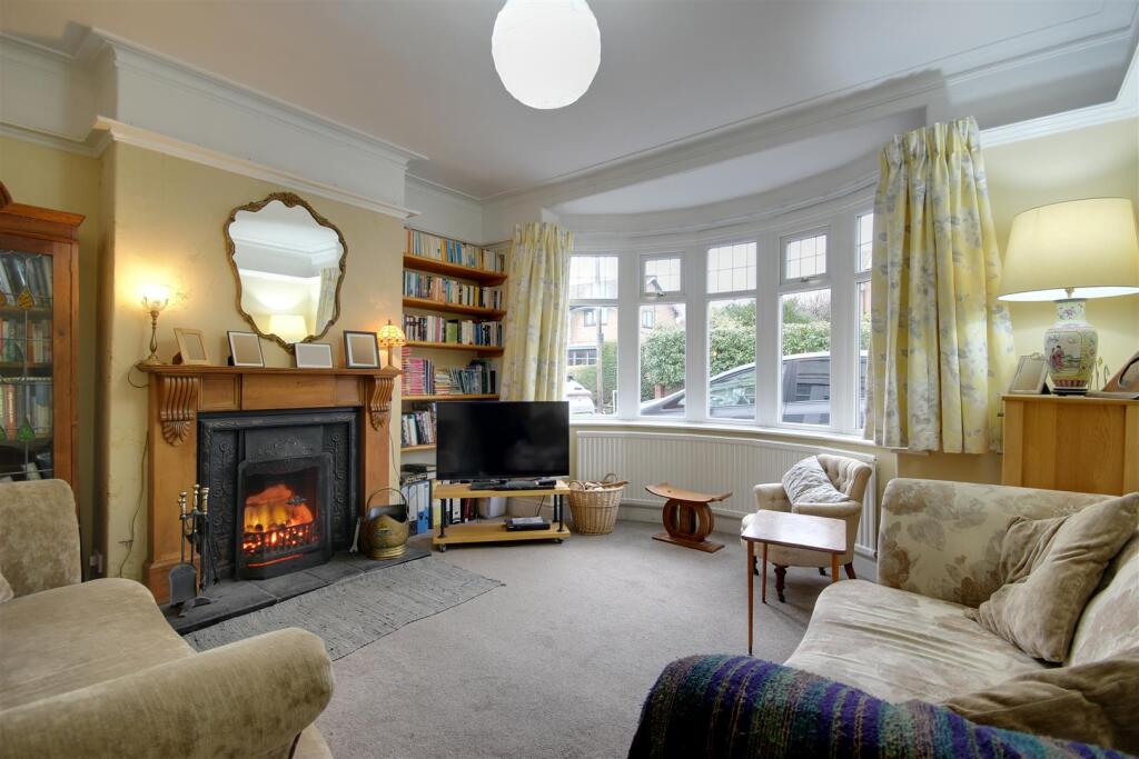 Front Lounge