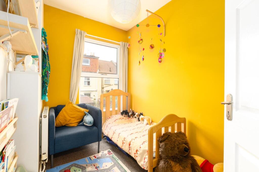 15 Stuart Street, BS5-12.jpg