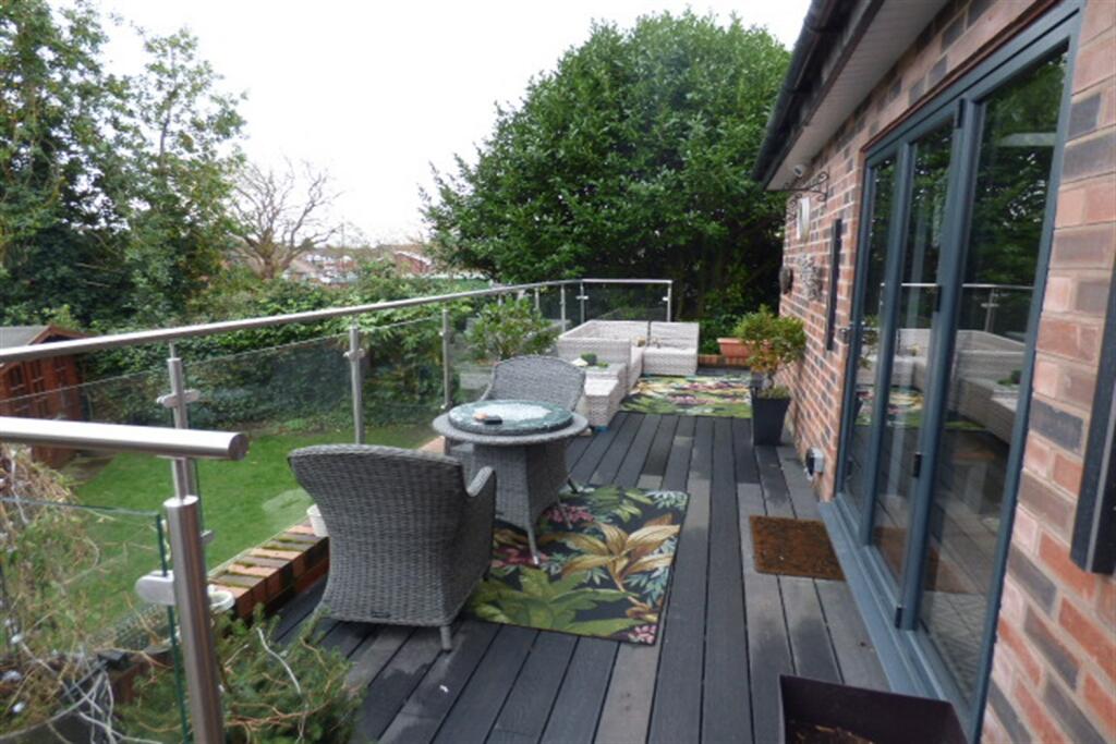 decking area