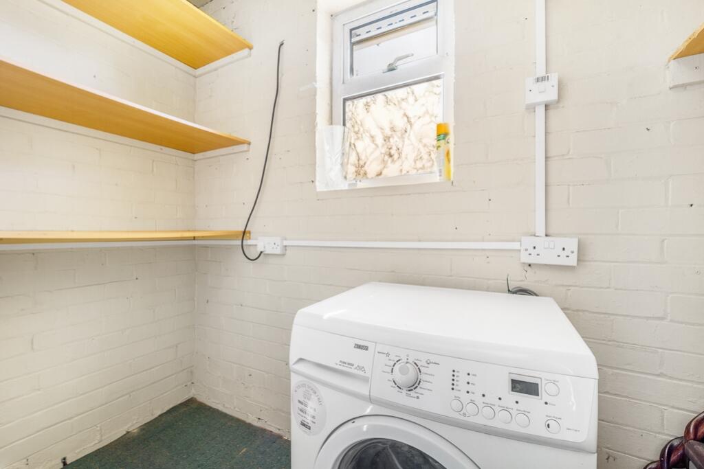 6 Clifton Road (Fishtoft)-5