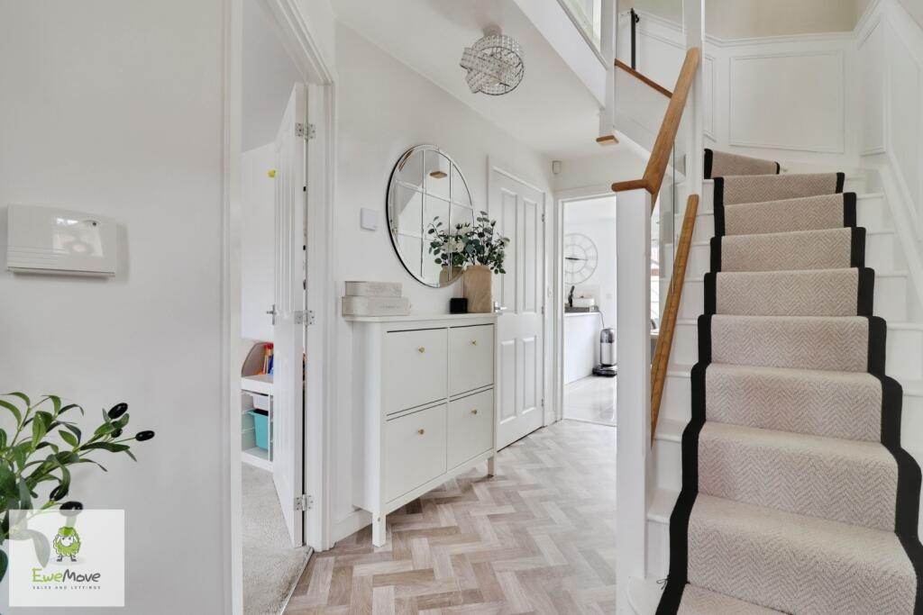 Hallway - EweMove Cannock