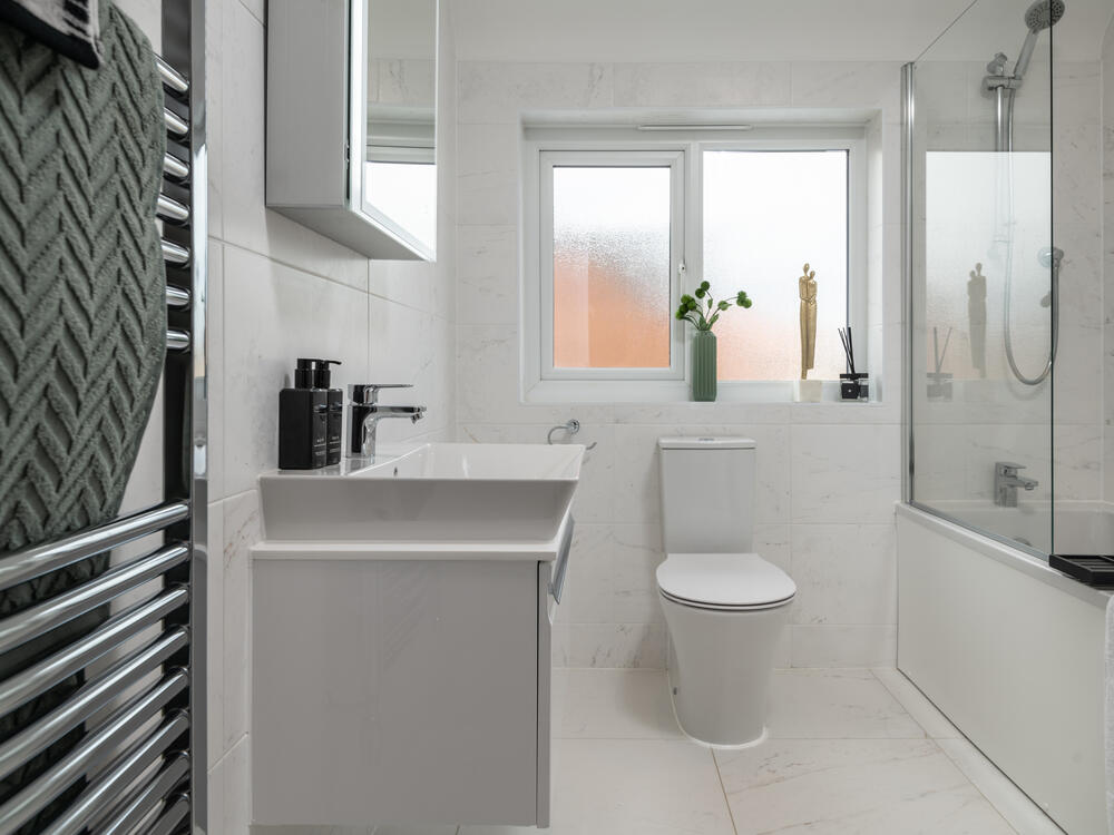 Redrow - The Letchworth Lifestyle - Bathroom - 64523