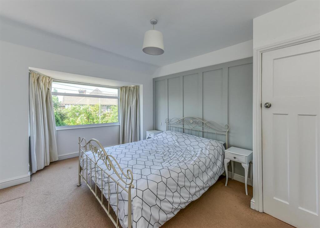 4 Regent Road-Bedroom 1.jpg