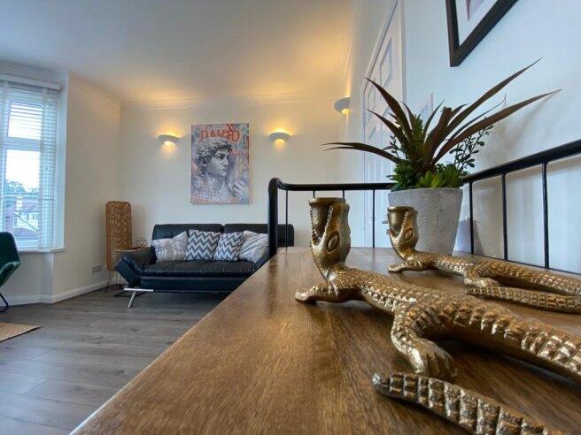 chatsworth-road-nw2-4bh-983320