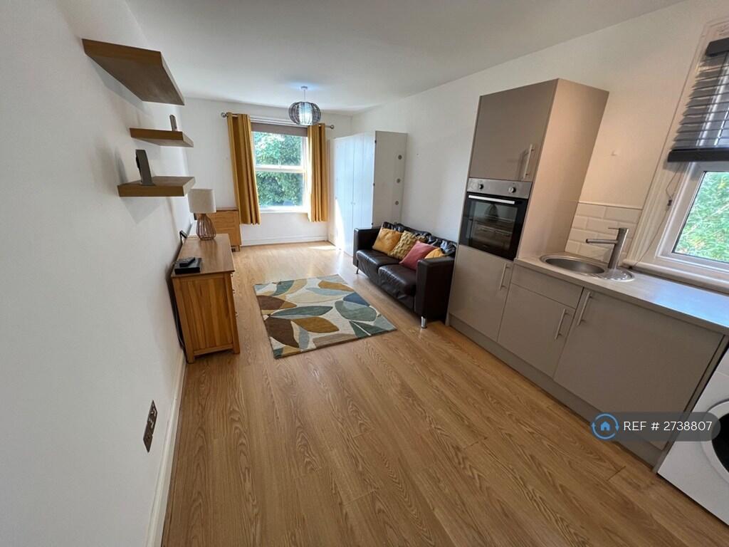 With Bed Away Space To Entertain