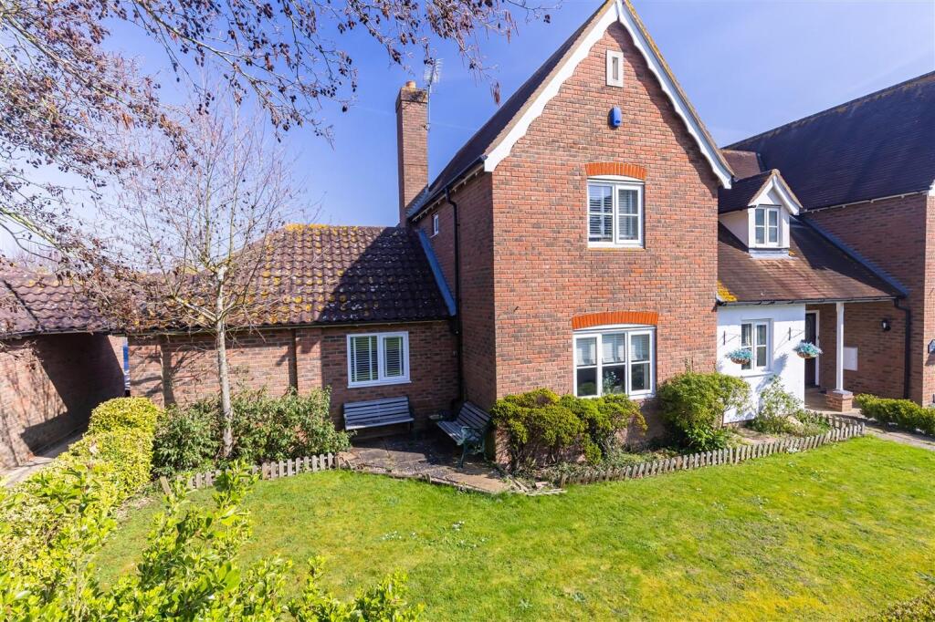 12 Forest Dr (35).jpg