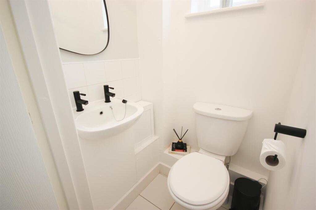 WC.JPG