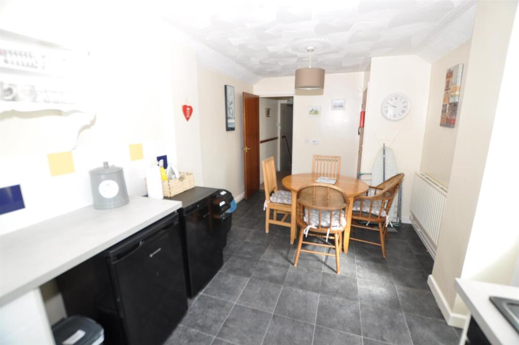 Flat 2