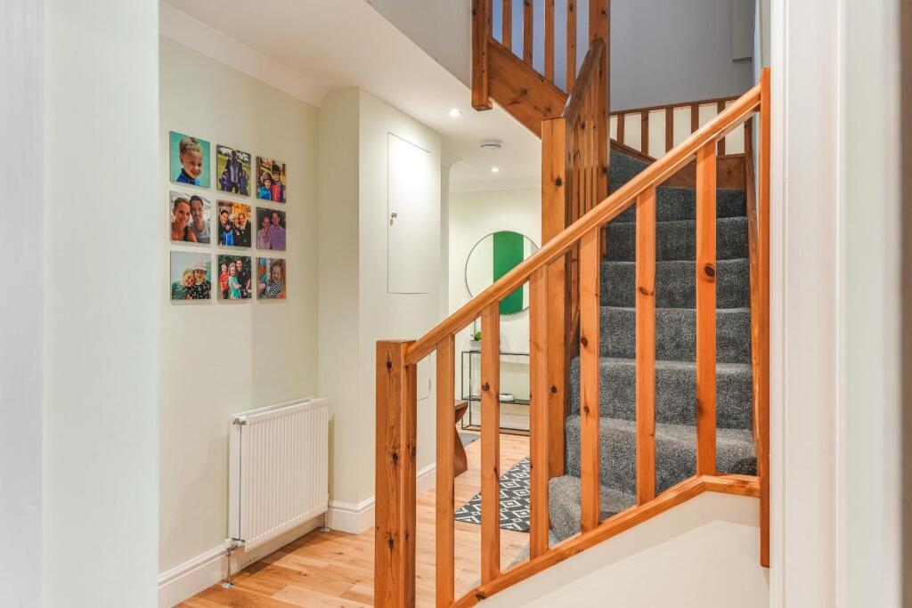 Hall.jpg