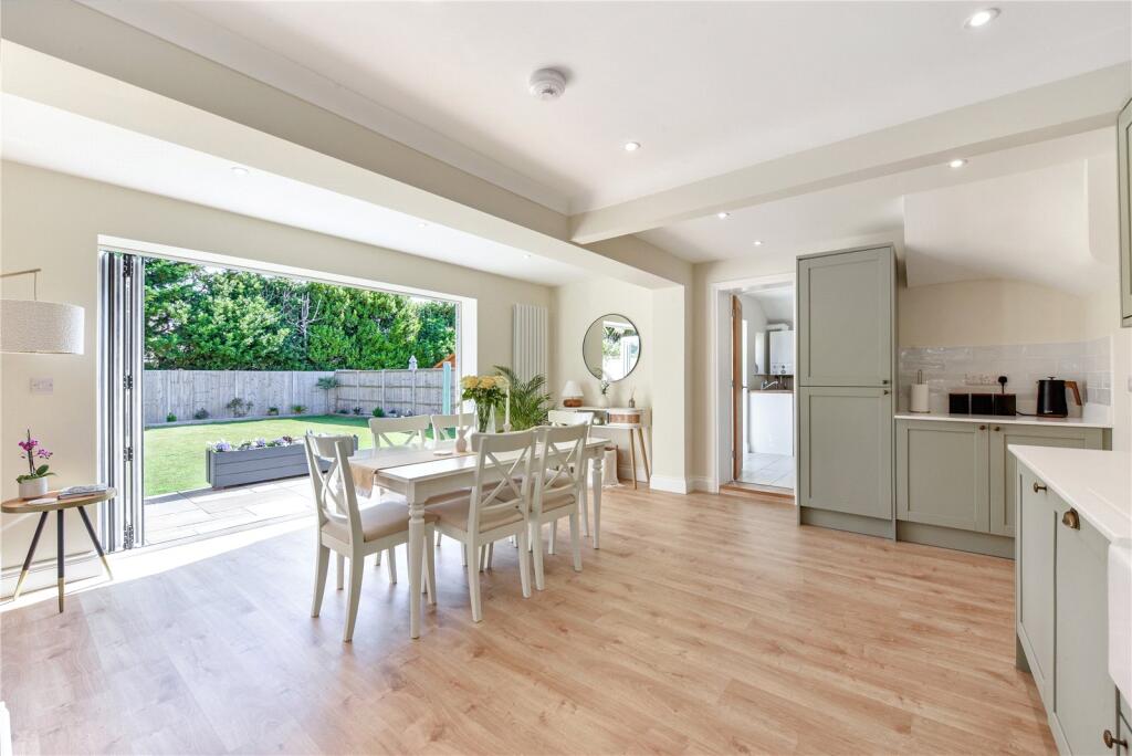 Kitchen/Breakfast