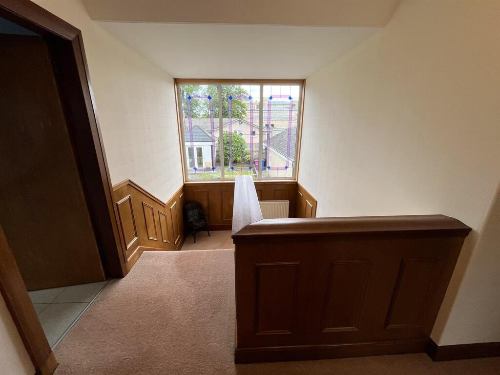 STAIRCASE AND LANDING