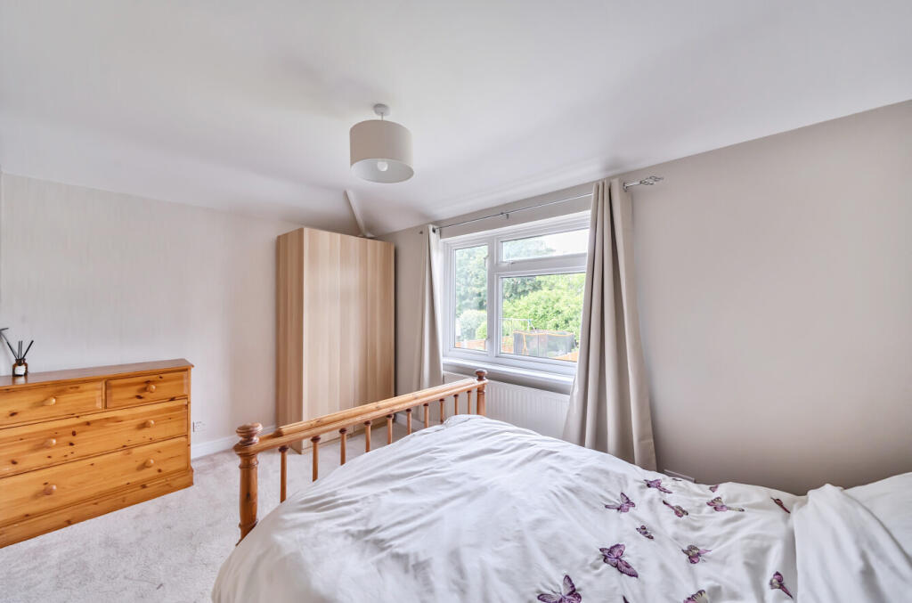 1305470-11-6846d3...