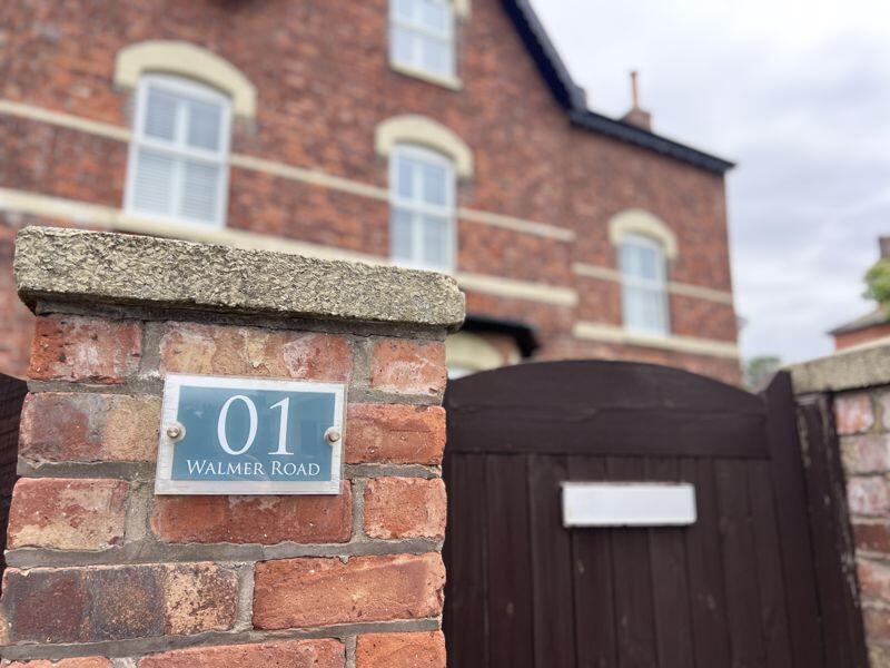 49 - Entrance