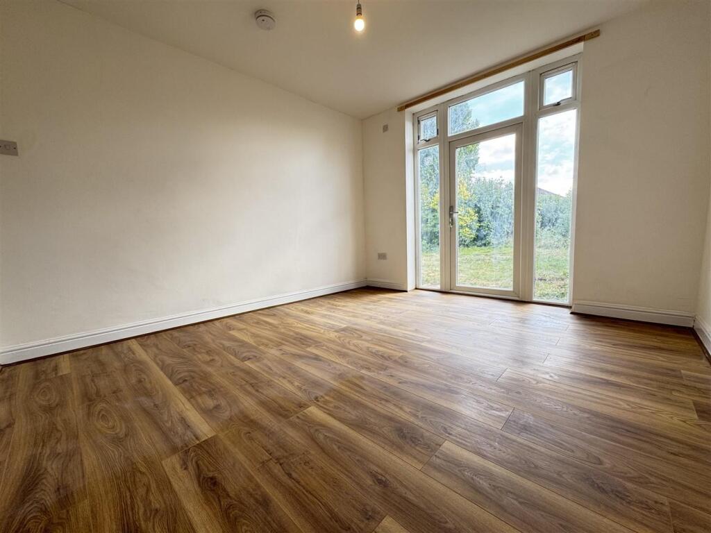 IMG_8614 (Large).JPG