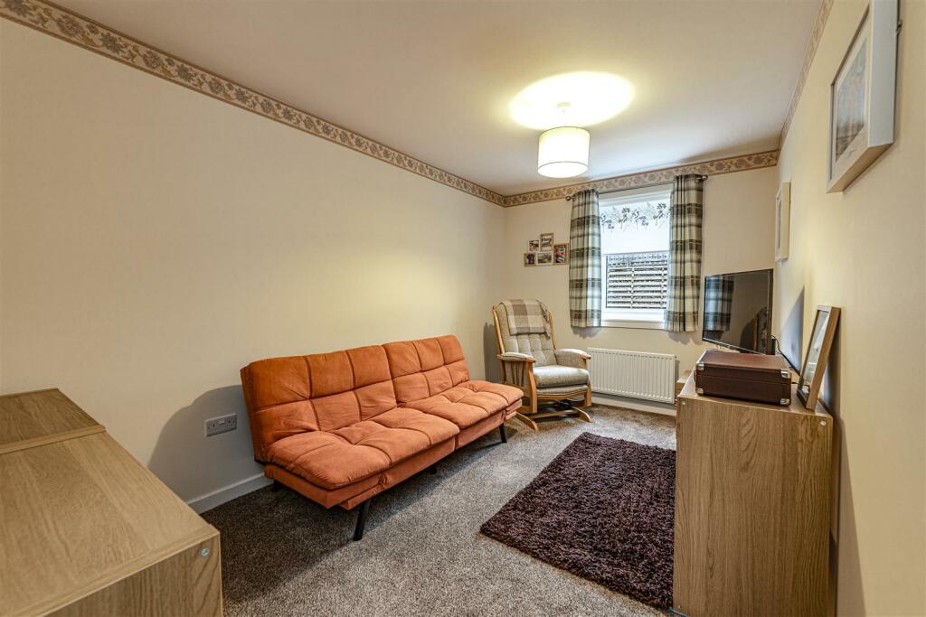 52 Knoll Park Drive Galashiels 44.JPG