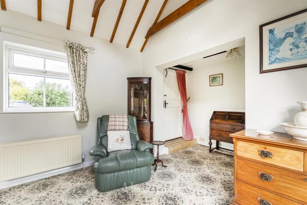 18 school hill-4.jpg