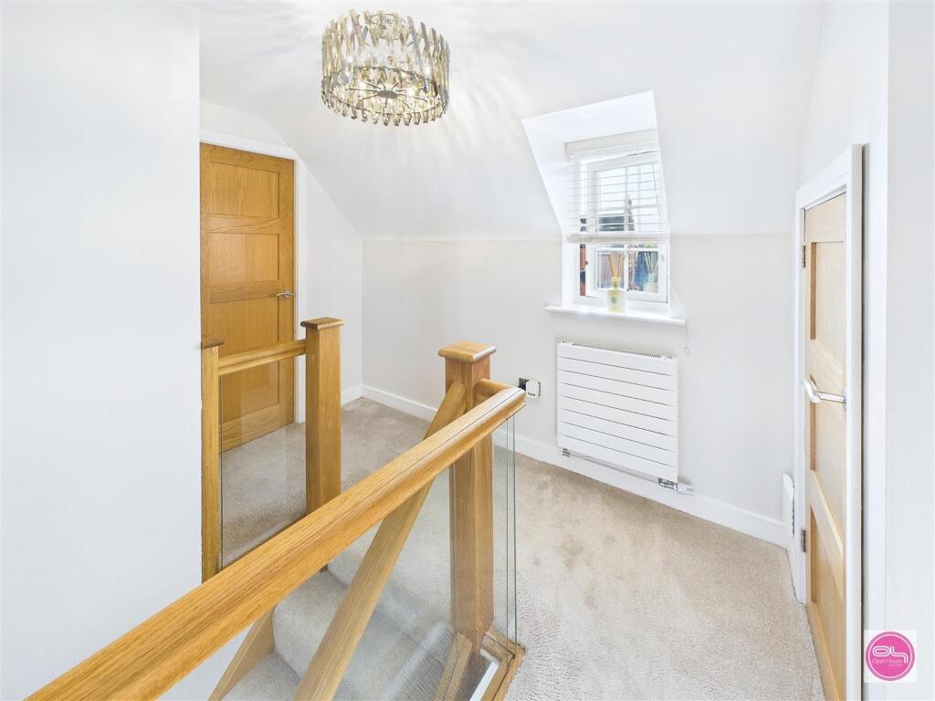 Cranfield Avenue, Church Gresley (35).jpg