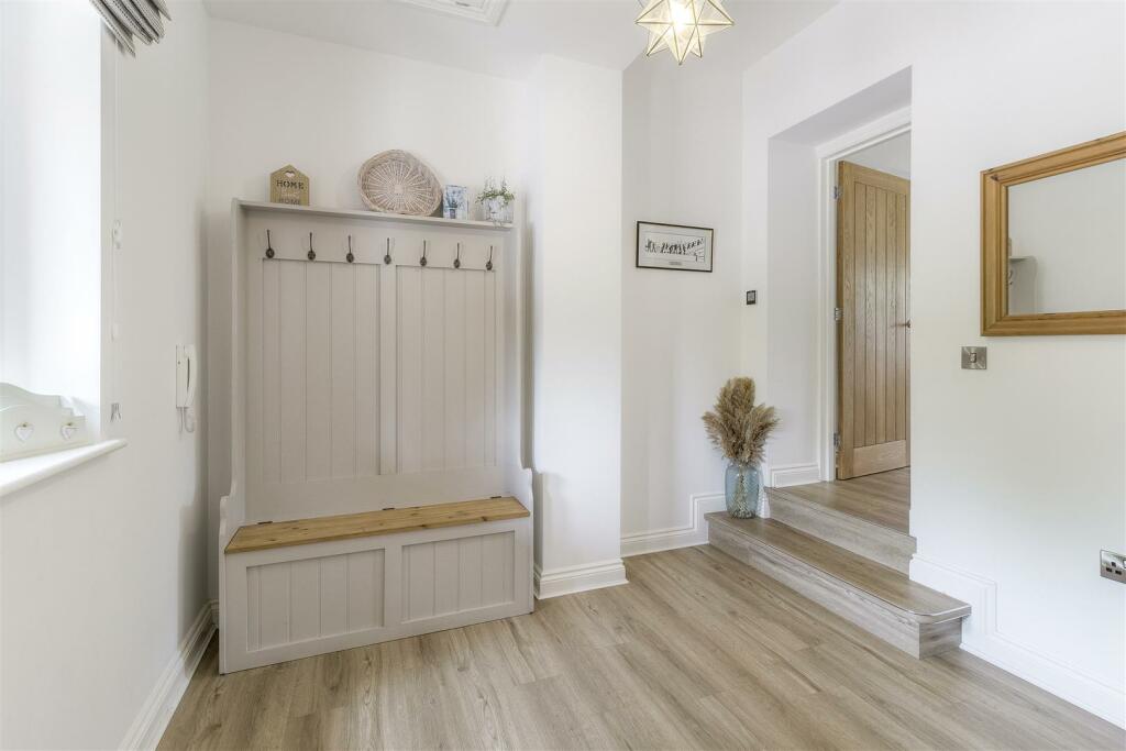 3 Poplars Yard, Shuttington