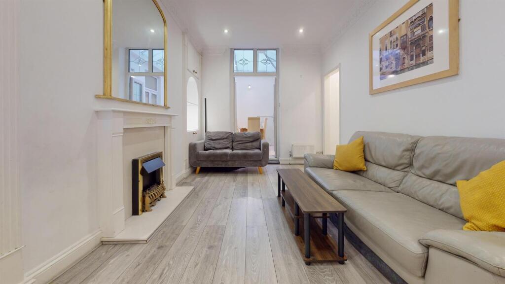 66c46c96793f54ceea44bb5b_c8d2613cc59bd69d9276e9945