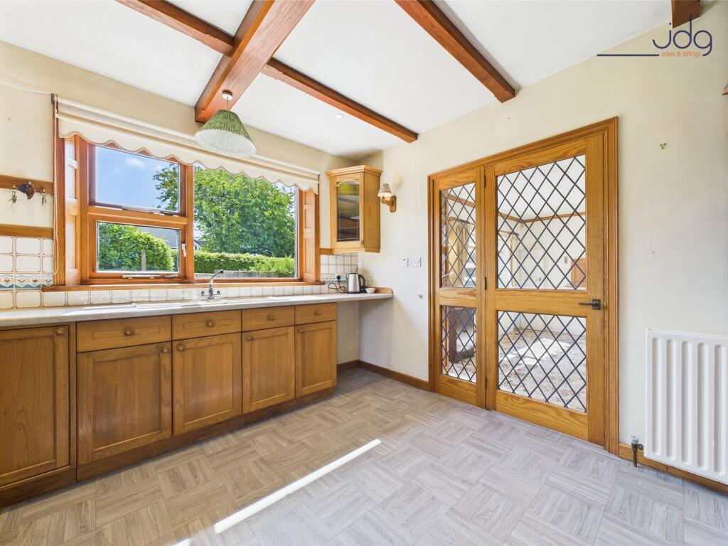 Kitchen, detailed woodwork