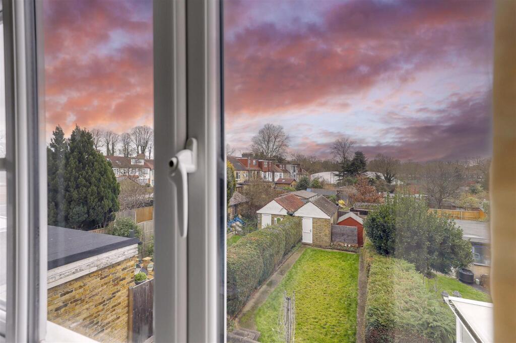 Ridge Avenue_10 dusk.jpg