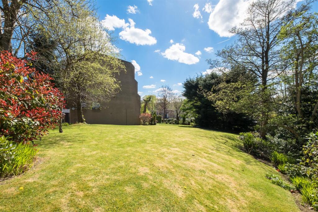 untitled (21 of 22).jpg