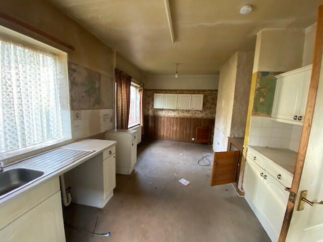 KITCHEN 2 T202411270938.jpg
