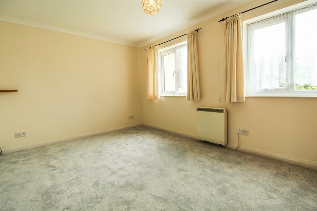 bedroom.jpg