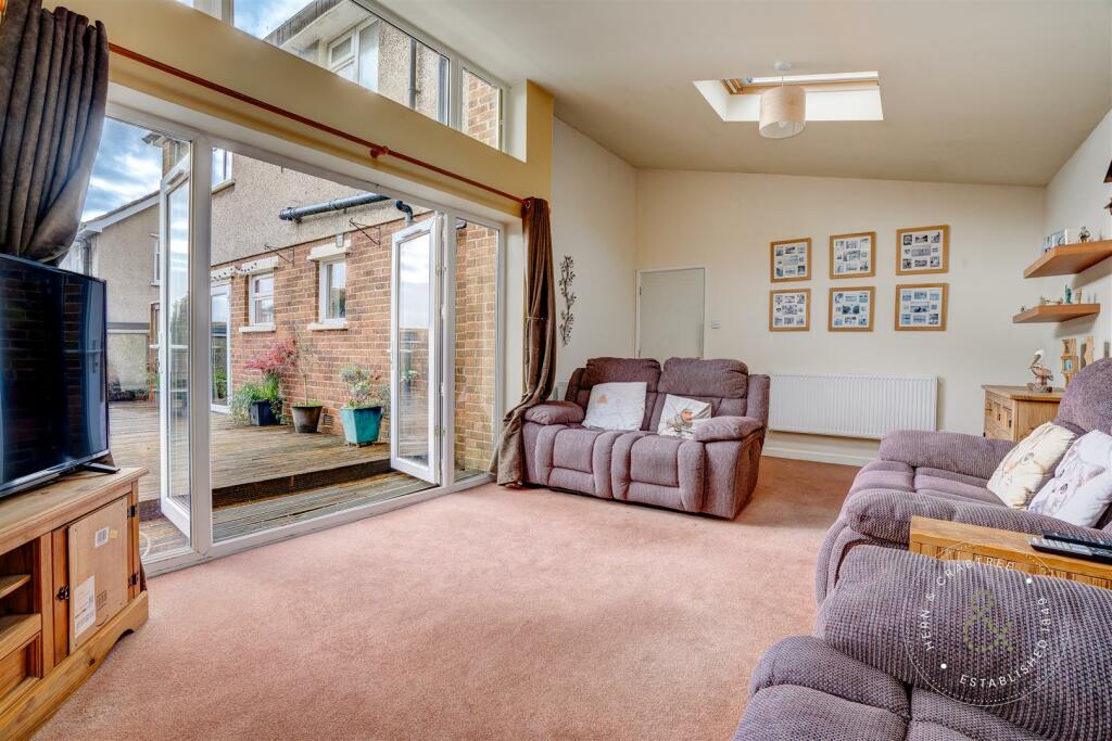 Heol Y Coed, Rhiwbina, HernCrabtree (5).jpg