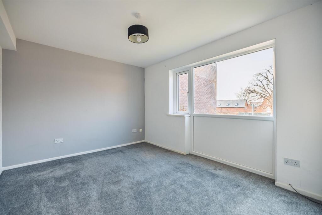 9 Churchill Way-9.jpg