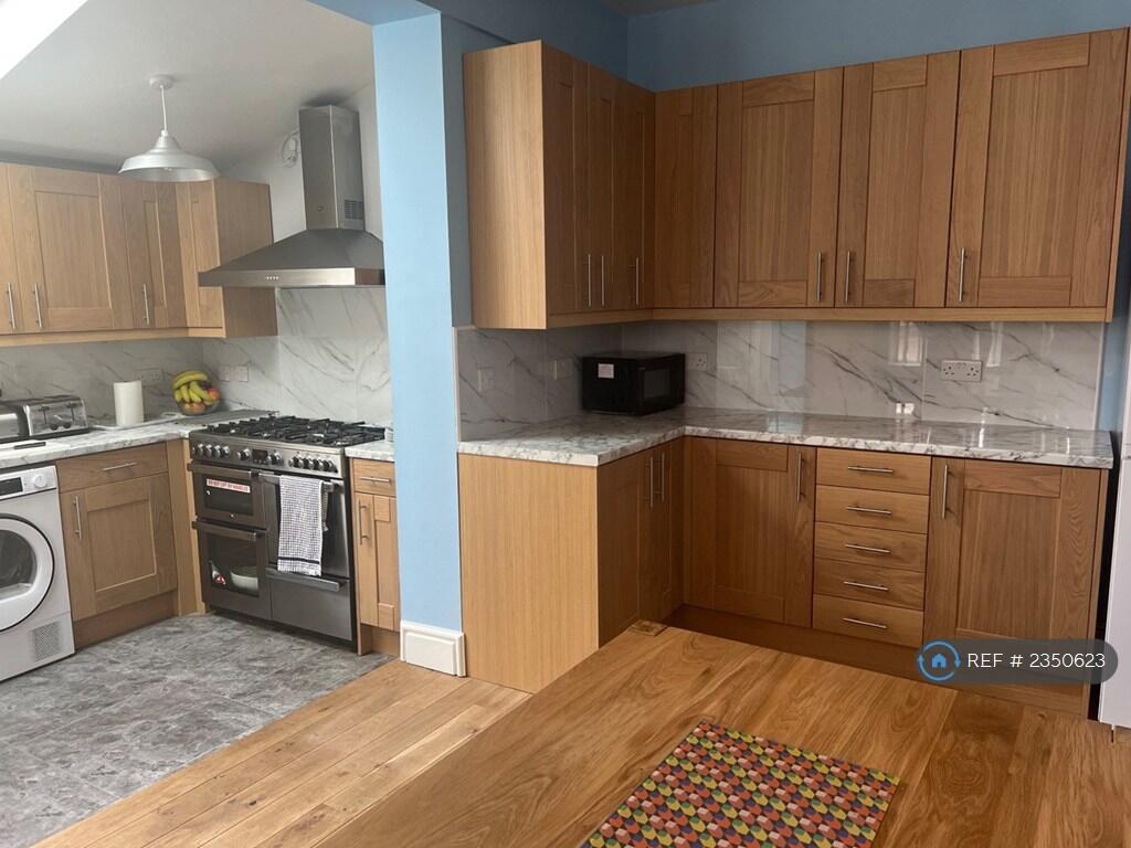 Open Plan Kitchen &amp; Dining Room