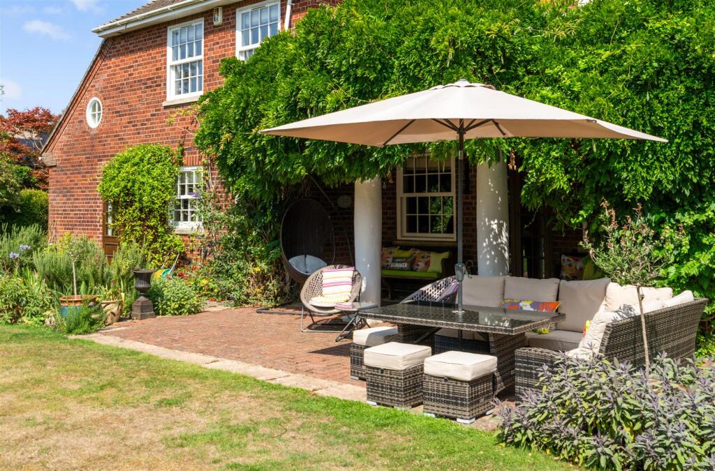 96431_Broadlands 3 Hill Wootton Road Leek Wootton 