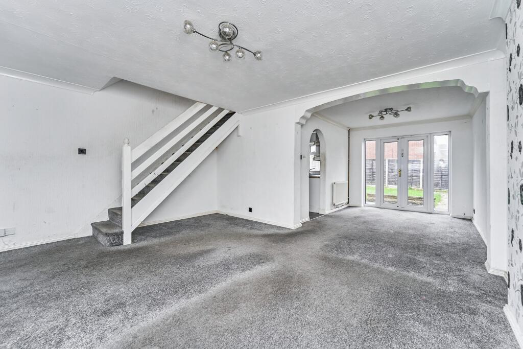 23 Lassington Close, Redditch, Worcestershire, B98 0LW