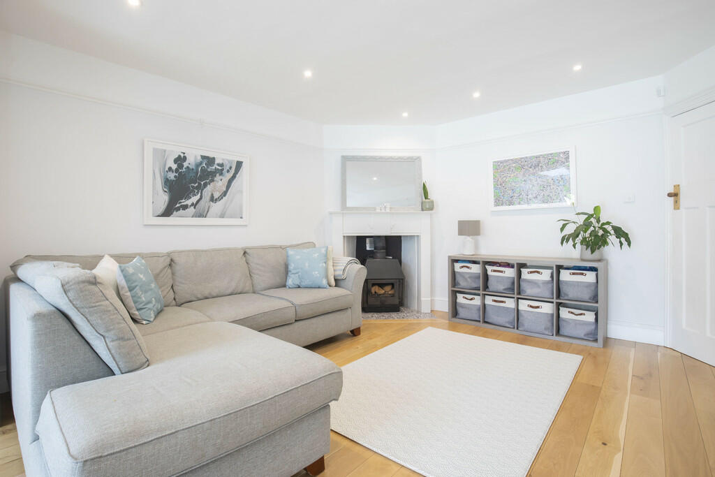 40 Sandy Lane-14