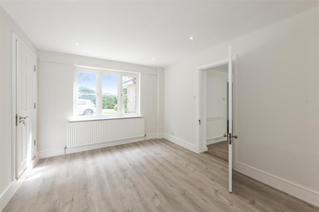 Brookwell-Cottage-Brookwell-Lane-Bramley-GU5-0LQ-8