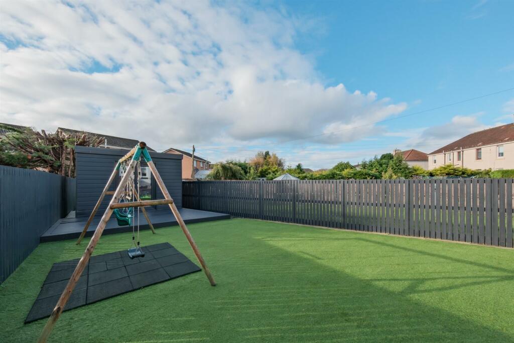 038-8 Curlinghaugh Crescent ML2 8JR.jpg