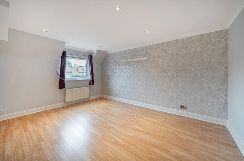 1350380-2-68cabb3...