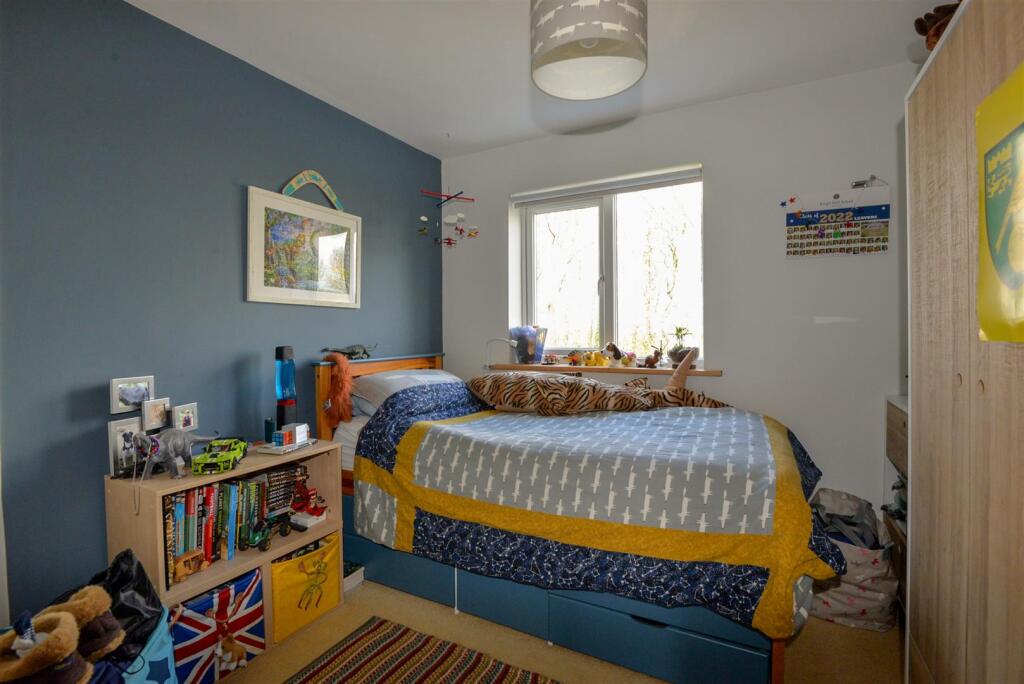 Bedroom3 1.jpg