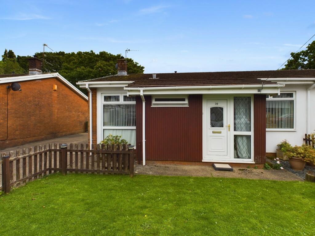 Front &amp; Entrance