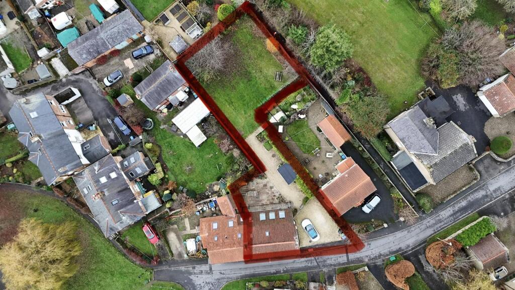 dji_fly_20251204_143742_0223_1764864575141_photo.j