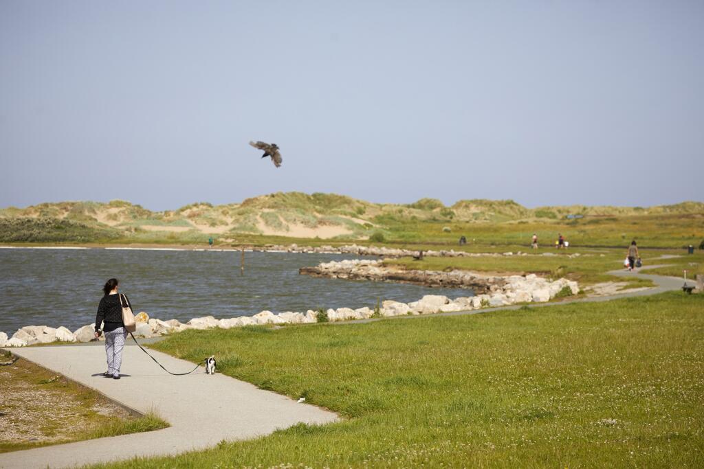 Sundial Place Local Area