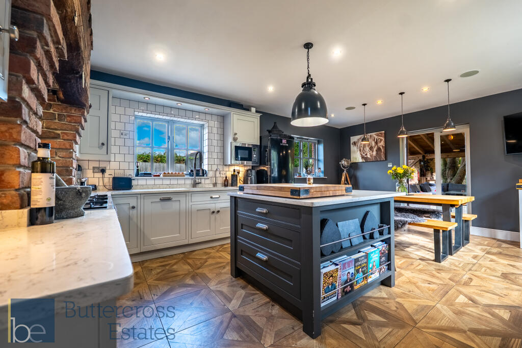 Kitchen Diner